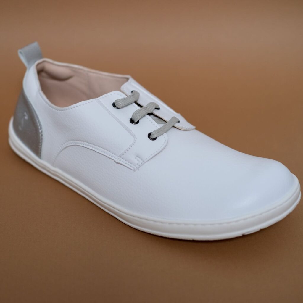 Zapatos respetuosos Nens Blanco y Plata